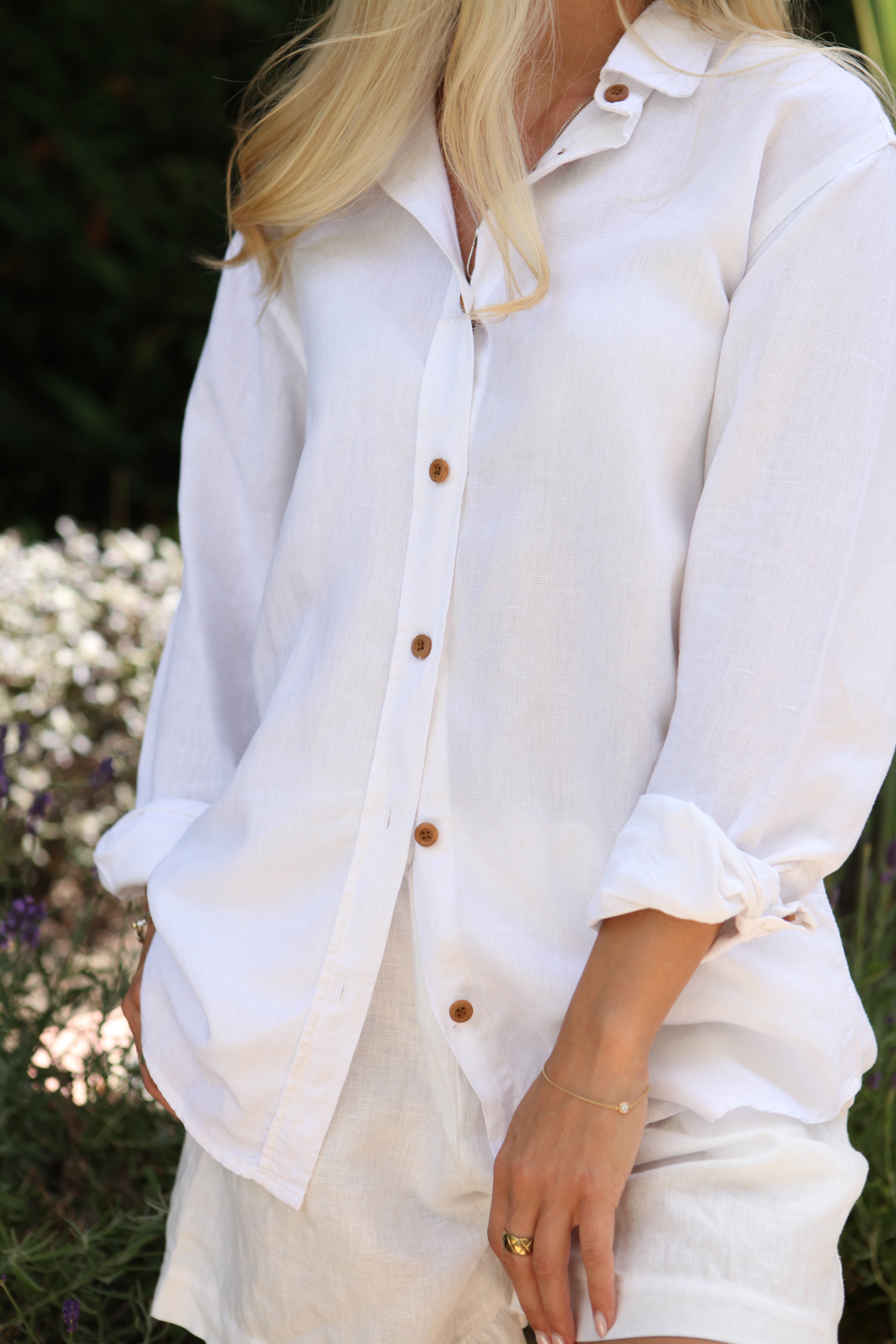 #color_Oyster White